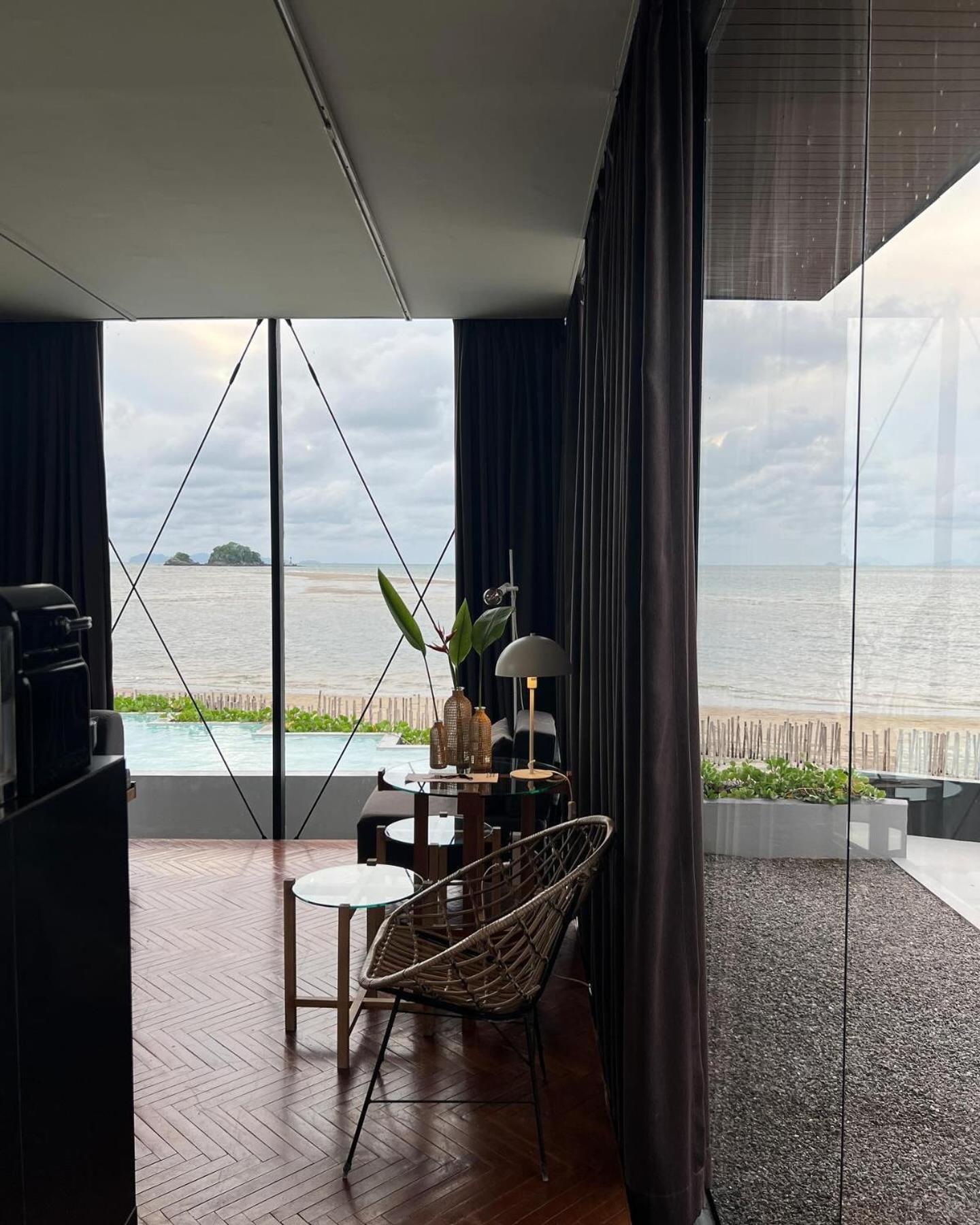 Deepspace Cabin On Quiet Beach Ko Lanta エクステリア 写真